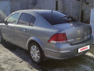 2011 Opel Astra H Рестайлинг, серебристый, 625000 рублей, вид 4