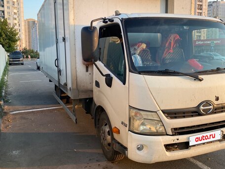 2015 Hino Series 300 (Dutro), белый, 1700000 рублей, вид 1