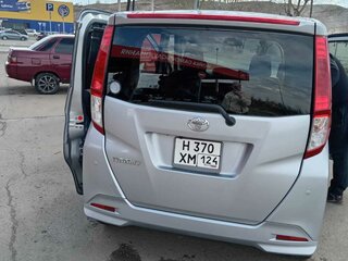 2021 Toyota Roomy I Рестайлинг, серый, 950000 рублей, вид 2