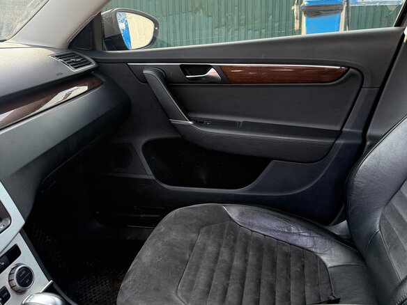 2013 Volkswagen Passat B7, чёрный, 1150000 рублей - вид 22