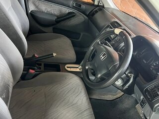 2001 Honda Civic Ferio III, белый, 275000 рублей, вид 4