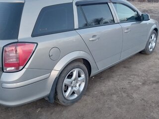 2010 Opel Astra H Рестайлинг, бежевый, 520000 рублей, вид 2