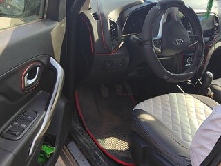 2018 Lada (ВАЗ) XRAY Cross I, чёрный, 1100000 рублей, вид 3