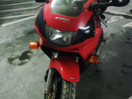 1996 Honda CBR 600F, красный, 320000 рублей, вид 4