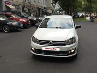 2018 Volkswagen Polo V Рестайлинг, белый, 850000 рублей, вид 3