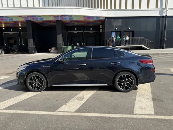 2019 Kia Optima IV Рестайлинг, синий, 2500000 рублей - вид 8