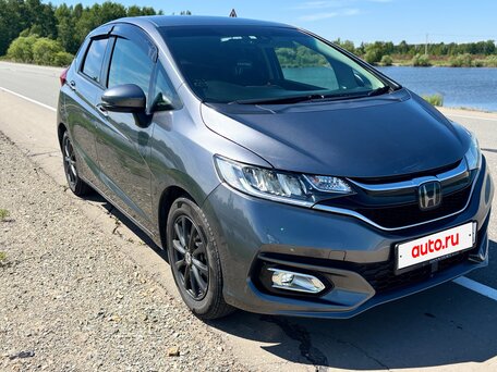2019 Honda Fit III Рестайлинг, серый, 1200000 рублей, вид 1