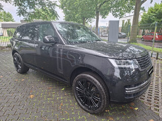 2026 Land Rover Range Rover P530 MHEV Long V, чёрный, 29750000 рублей, вид 3