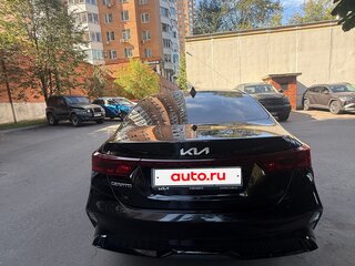 2021 Kia Cerato IV Рестайлинг, чёрный, 2045000 рублей, вид 4