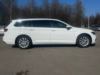 2020 Volkswagen Passat B8 Рестайлинг, белый, 2100000 рублей, вид 4