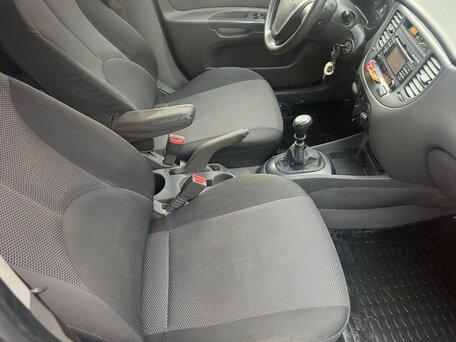 2009 Kia Rio II Рестайлинг, серый, 585000 рублей, вид 5