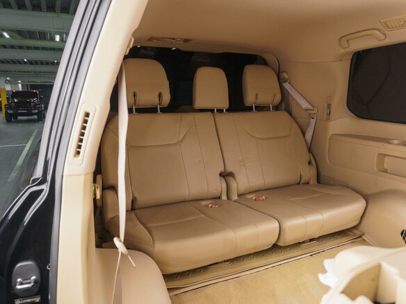 2009 Lexus LX 570 III, чёрный - вид 8