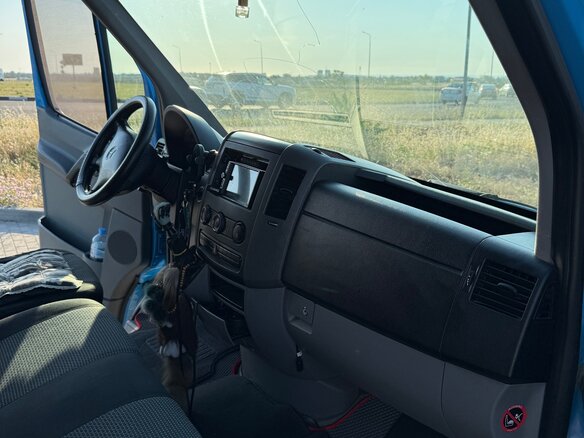 2010 Mercedes-Benz Sprinter, синий, 1690000 рублей - вид 25