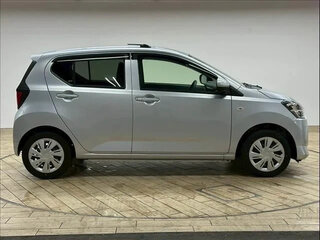 2021 Daihatsu Mira e:S II, серебристый, 579000 рублей, вид 4
