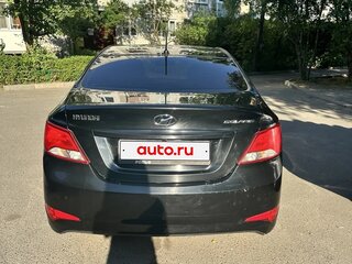 2015 Hyundai Solaris I Рестайлинг, чёрный, 800000 рублей, вид 3