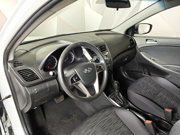 2015 Hyundai Solaris I Рестайлинг, белый - вид 15