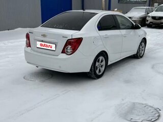 2012 Chevrolet Aveo II, белый, 790000 рублей, вид 4