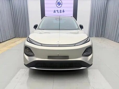 2026 Changan Qiyuan Q05 51.9 kWh II, серебристый, 1868008 рублей, вид 1