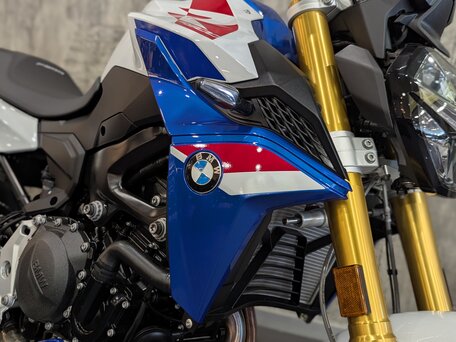 2024 BMW F 900 R, белый, 1100000 рублей, вид 3