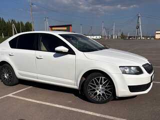 2013 Skoda Octavia III (A7), белый, 850000 рублей, вид 1