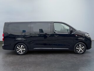 2024 Toyota ProAce Verso L2 II Рестайлинг, чёрный, 7400000 рублей, вид 4