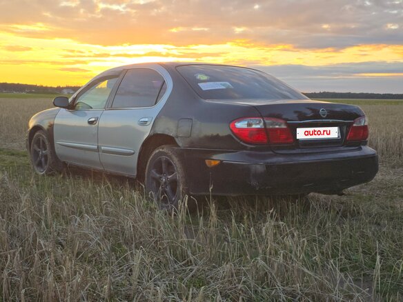 2001 Nissan Maxima V (A33), чёрный, 140000 рублей - вид 3