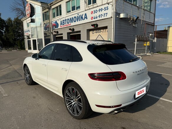 2015 Porsche Macan Turbo I, белый, 3500000 рублей - вид 3