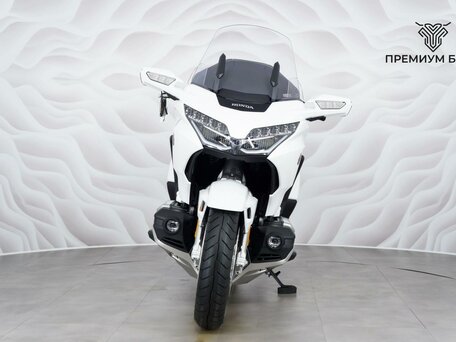 2026 Honda GL 1800 Gold Wing, белый, 3777000 рублей, вид 4