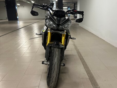 2021 Triumph Speed Triple, серый, 1250000 рублей, вид 3