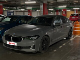 2021 BMW 5 серии 520d xDrive VII (G30/G31/G38) Рестайлинг, серый, 3850000 рублей, вид 2