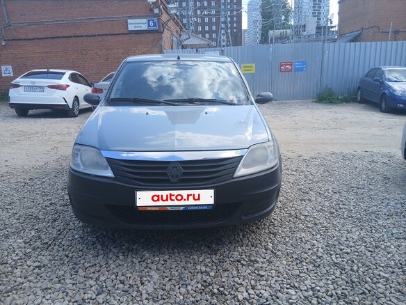 2011 Renault Logan I Рестайлинг, синий, 200000 рублей