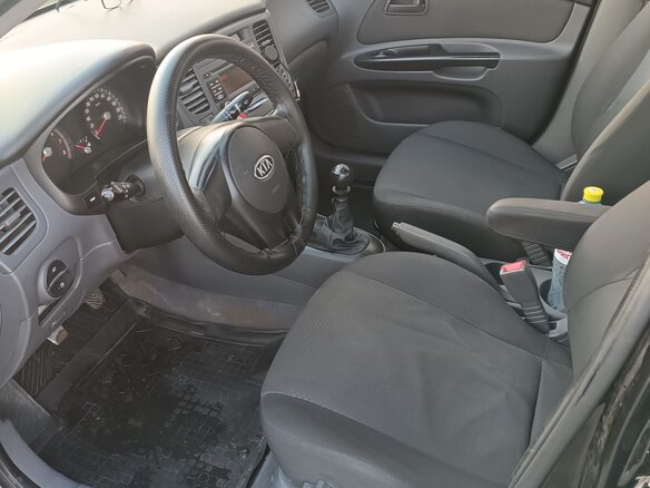 2010 Kia Rio II Рестайлинг, чёрный, 380000 рублей - вид 6