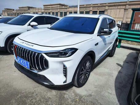 2022 Jetour X70+ I, белый, 1600000 рублей, вид 2