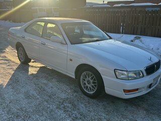 1998 Nissan Laurel VIII (C35), белый, 450000 рублей, вид 2