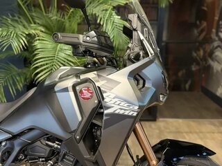 2025 Honda CRF 1100L Africa Twin, серый, 2550000 рублей, вид 2