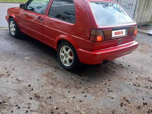 1988 Volkswagen Golf II, красный, 300000 рублей - вид 5