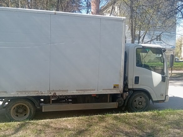 2020 Isuzu Elf (N-series), белый, 1750000 рублей - вид 2