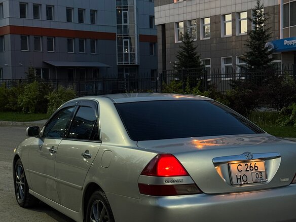 2001 Toyota Mark II IX (X110), серый, 670000 рублей - вид 15