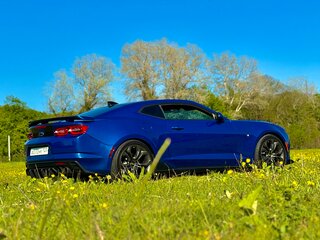 2019 Chevrolet Camaro VI Рестайлинг, синий, 3350000 рублей, вид 3