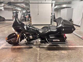 2011 Harley-Davidson Electra Glide, чёрный, 850000 рублей, вид 2