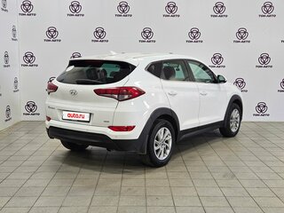 2017 Hyundai Tucson III, белый, 1455000 рублей, вид 5