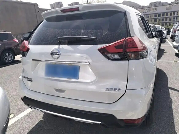 2023 Nissan X-Trail III Рестайлинг, белый, 1830069 рублей - вид 3