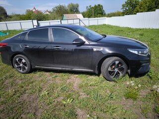 2019 Kia Optima IV Рестайлинг, чёрный, 1850000 рублей, вид 2