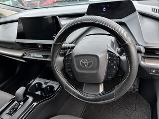 2026 Toyota Prius V (XW60), чёрный, 3010007 рублей, вид 5