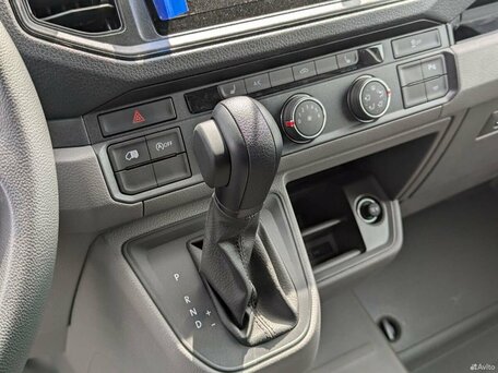 2024 Volkswagen Crafter, серый, 13890000 рублей, вид 5