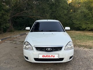 2014 Lada (ВАЗ) Priora I Рестайлинг, белый, 540000 рублей, вид 2