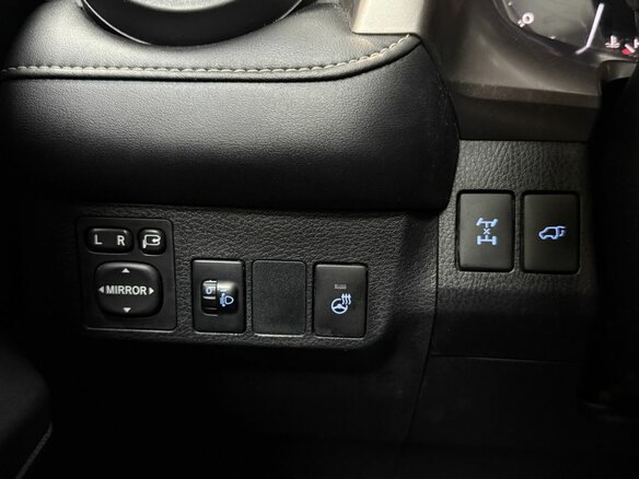 2016 Toyota RAV4 IV (XA40) Рестайлинг, серый - вид 10