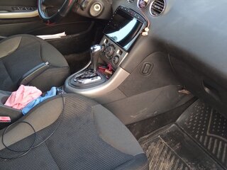 2009 Peugeot 308 I, красный, 300000 рублей, вид 3