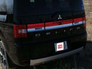 2017 Mitsubishi Delica D:5 I, чёрный, 1850000 рублей, вид 3