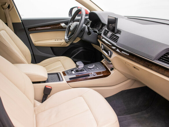2017 Audi Q5 II (FY), красный - вид 8